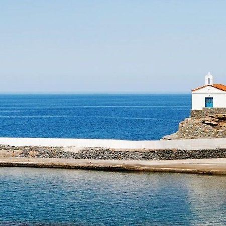 Stylish, Cozy 2-Bdr Flat In Andros Town By Explore Andros Екстер'єр фото