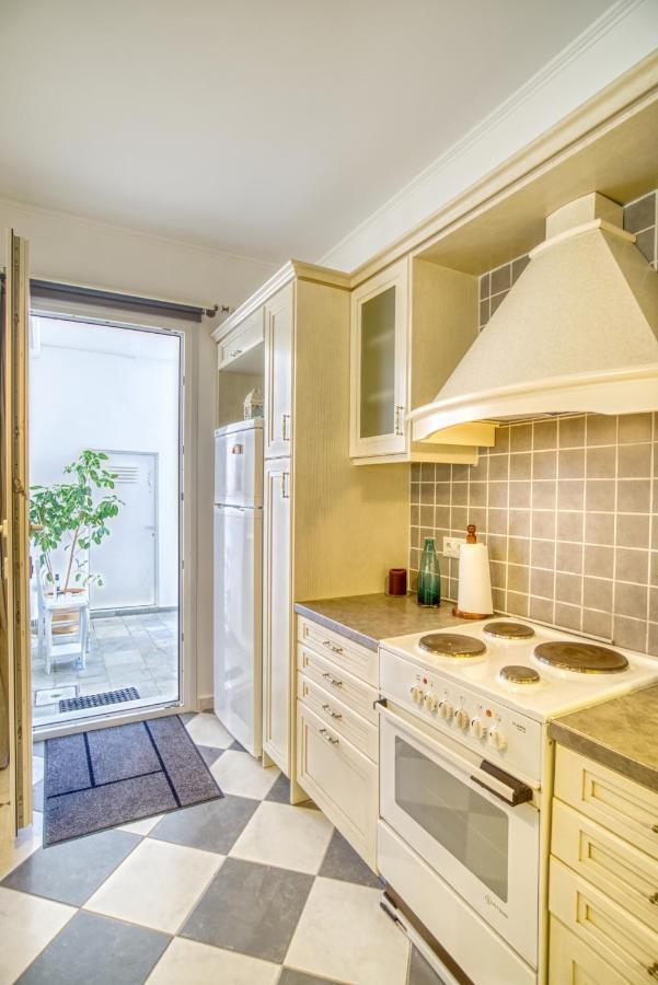 Stylish, Cozy 2-Bdr Flat In Andros Town By Explore Andros Екстер'єр фото