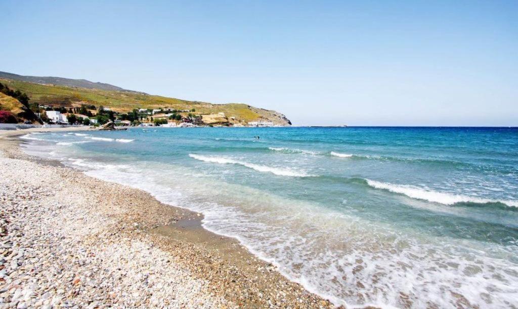 Stylish, Cozy 2-Bdr Flat In Andros Town By Explore Andros Екстер'єр фото