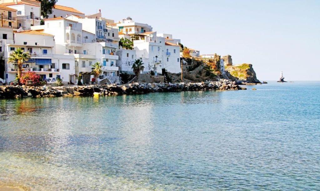 Stylish, Cozy 2-Bdr Flat In Andros Town By Explore Andros Екстер'єр фото
